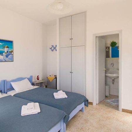 Evgenia Rooms And Apartments Folegandros Town Екстер'єр фото