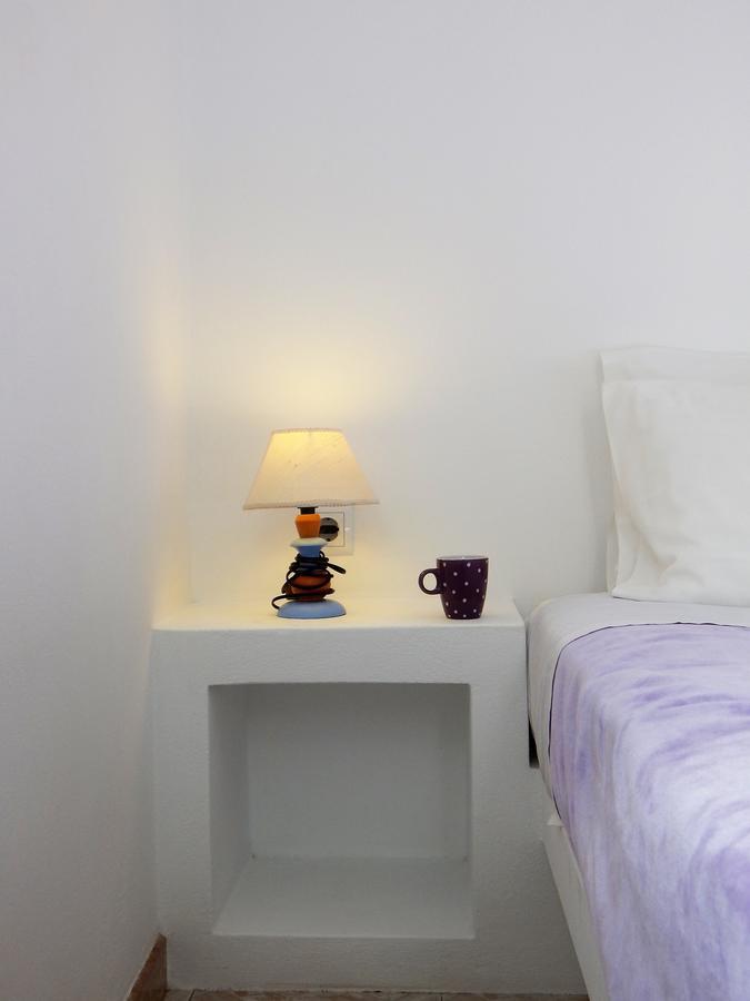 Evgenia Rooms And Apartments Folegandros Town Екстер'єр фото