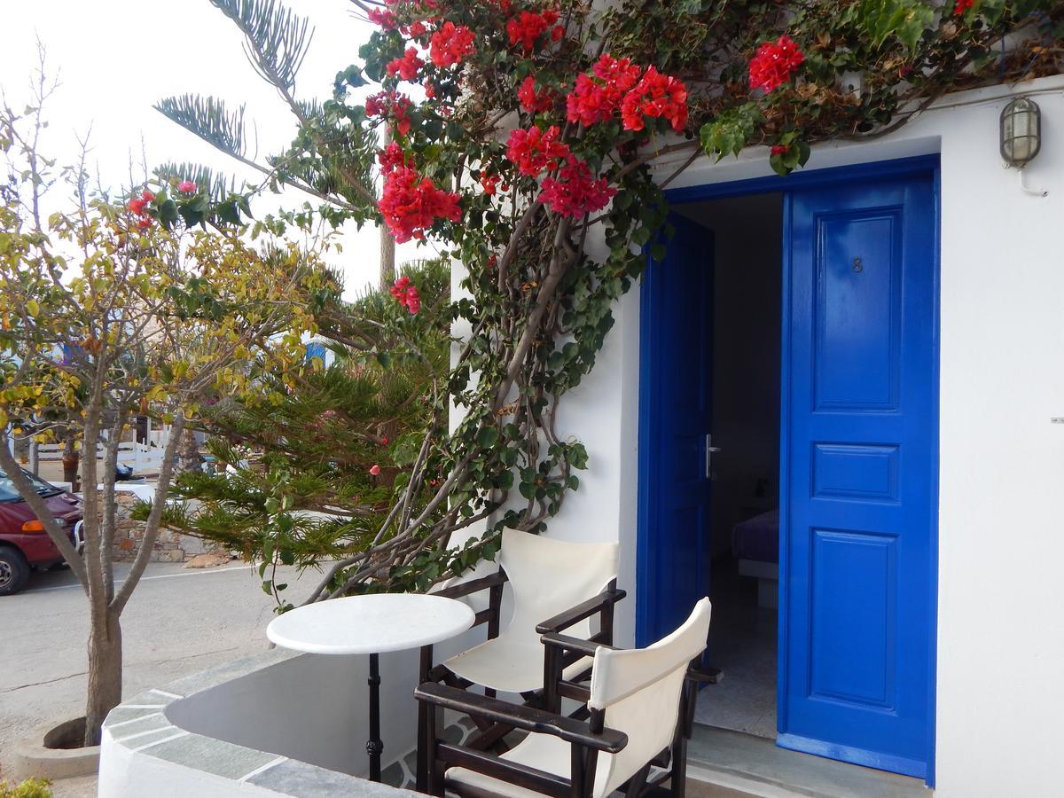 Evgenia Rooms And Apartments Folegandros Town Екстер'єр фото
