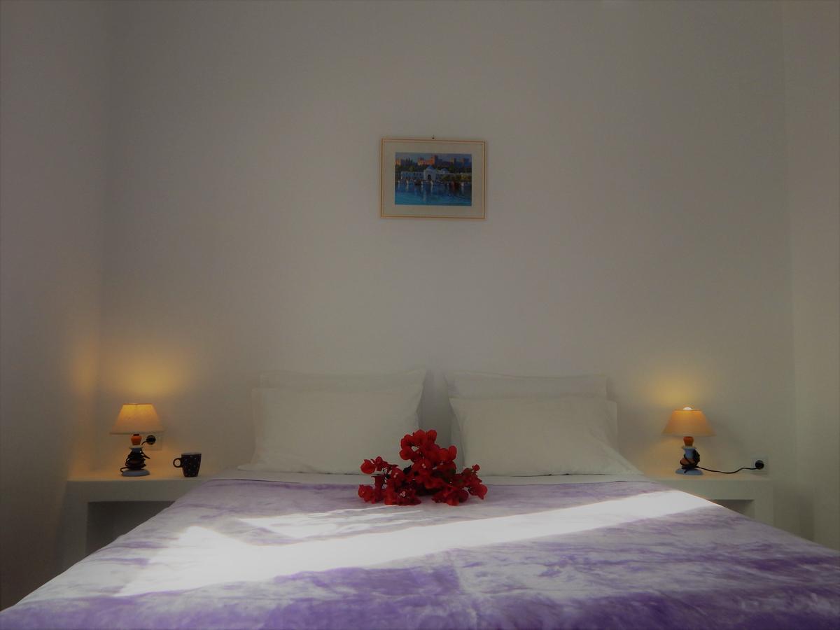 Evgenia Rooms And Apartments Folegandros Town Екстер'єр фото